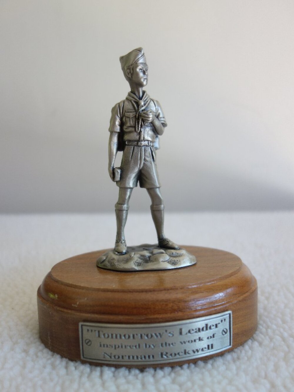 Vntg “Tomorrow’s Leader” Boy Scout Metal on Wood Figurine Statue Norman Rockwell